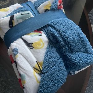 Toddler car winter blanket